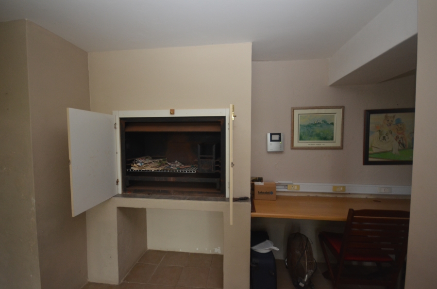 9 Bedroom Property for Sale in Nahoon Eastern Cape